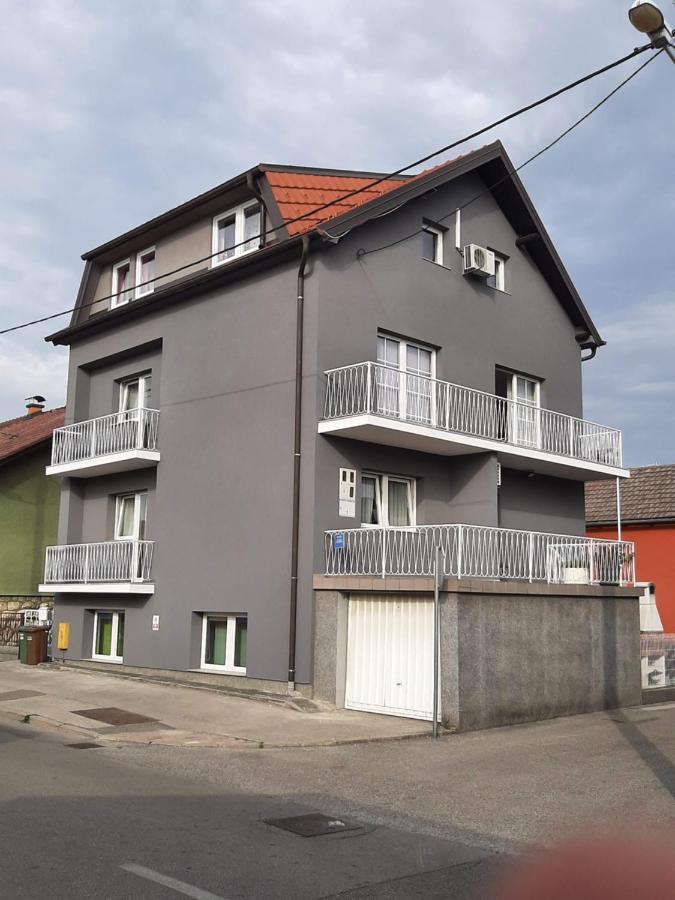 Apartmani Arena Zagabria Esterno foto