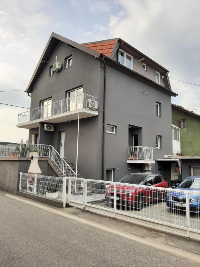 Apartmani Arena Zagabria Esterno foto